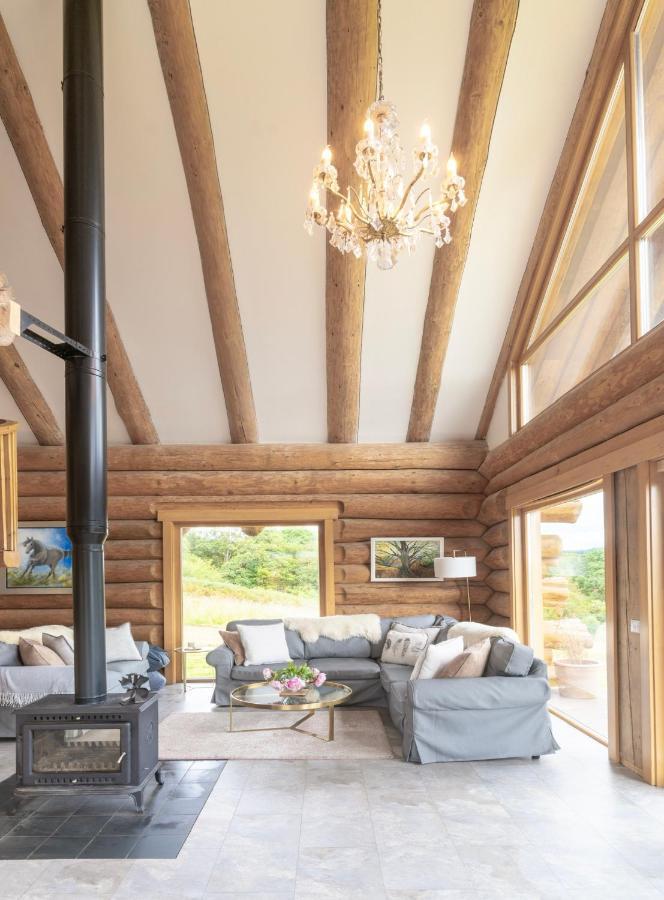 Wild Nurture Eco Luxury Offgrid Log Cabin 威廉堡 外观 照片